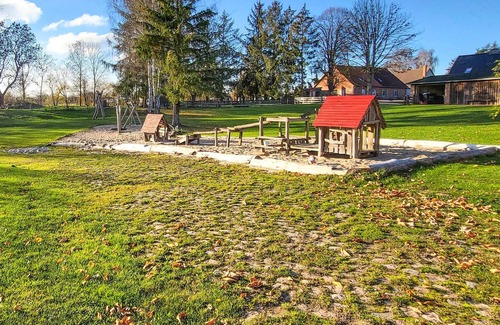 Behnkendorf Appartement | Welcome to the vacation apartment Ahrenshoop with a beautiful view of the landscape!