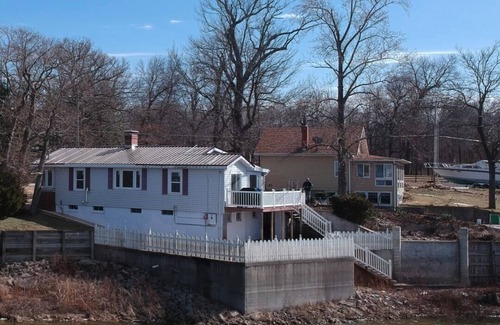 Havana Maison | Welcome to this charming lake house beautifully located on Lake Matanzas.