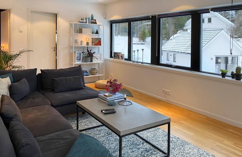 Varmdo Maison | Welcome to this well-equipped house with outdoor whirlpool in the beautiful Stockholm archipelago.