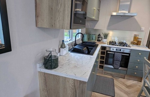 Malton Cabine | Welcome to Waterfoot Lodge - Your Gateway to Tranquility and Adventure!