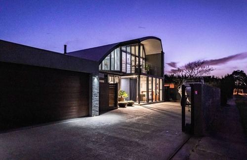 Patterson Lakes Maison | Welcome to your luxury waterfront retreat in Patterson Lakes