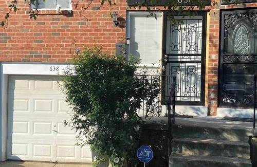 West Philadelphia Maison | Bienvenue dans votre retraite confortable dans l'ouest de Philadelphie !