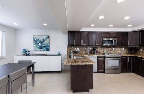 East Fort Lauderdale Maison | Welcome to Your Fort Lauderdale Retreat 2bed 2bath