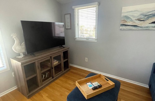 Margate City Copropriété | Welcoming 2-bedroom condo in Margate, NJ,. 2 blocks to beach