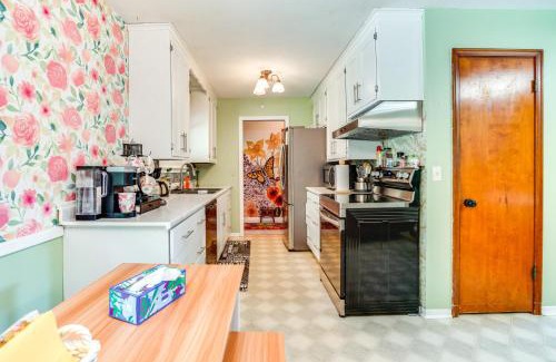 Cottage Grove Maison | Welcoming Cottage Grove Home with Yard