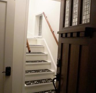 Chicago Appartement | Well-Appointed Cozy Portage Park Apt, Dogs, Kids, Free Parking, 420 Compliant