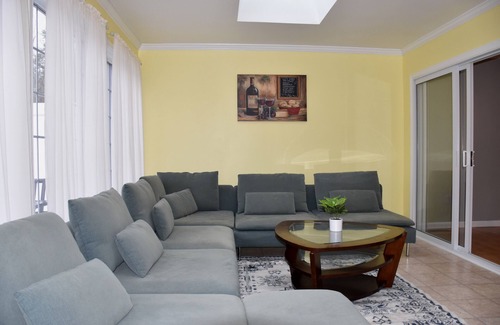 Lewes Maison | Well Appointed Three Bedroom Townhome East of Rte 1 and Minutes to Downtown Lewes and Delaware's Fantastic Beaches (Sleeps 10)