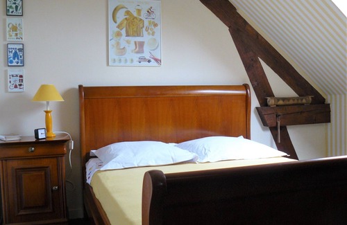 Lureuil Cottage | Maison familiale bien équipée, dans grand parc arboré avec jeux de plein air