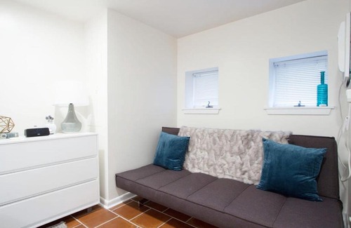 Logan Circle Appartement | WELL-EQUIPPED STUDIO APT - WALK TO METRO SUBWAY