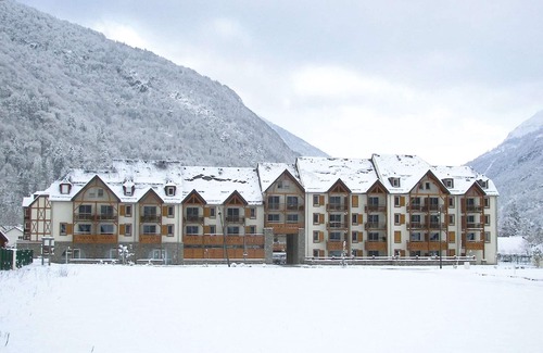 Saint-Mamet Appartement | Appartement bien entretenu avec thermes