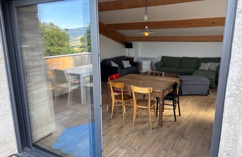 Bergonne Lit Et Petit-Déjeuner | Well-kept cottage with view and terrace