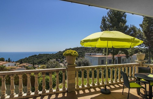 Canyelles Maison | Well-kept house with wonderful sea views and communal pool
