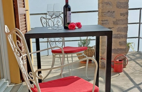 Brione sopra Minusio Maison | Well-kept Ticino detached house on a sunny slope above Locarno with panoramic views