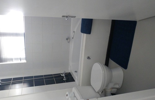 Flamingo Vlei Appartement | BIEN SITUÉ ENTIÈREMENT MEUBLÉ APPARTEMENTS APPARTEMENTS DANS LA BELLE CAPE TOWN! !