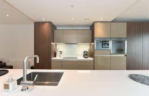 Peninsula Appartement | Well located, quiet specious 2 bedroom 2 bathroom with large sun terrace