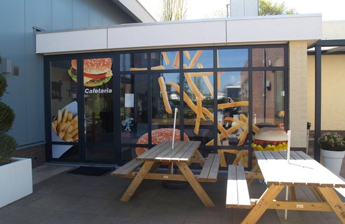 Dordtse Biesbosch Chalet De Ski | Well-maintained Chalet Near Biesbosch