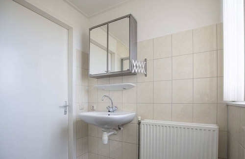 Zonnemaire Maison | Well maintained, detached holiday home nearby Grevelingenmeer lake