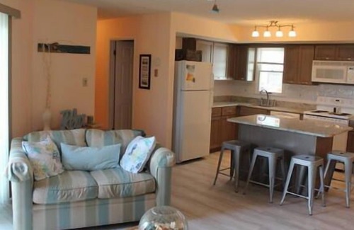 Sea Isle City Copropriété | Well-maintained Sea Isle City condo Sleeps 6