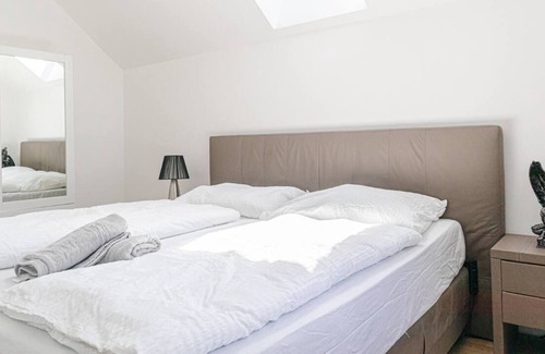 Grinzing Appartement | well-renovated private room in a 7-room house GR2