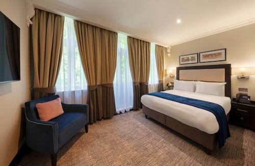 Vincent Square Hôtel | Wellington Hotel by Blue Orchid