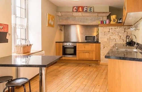 Bonnevent-et-Velloreille-les-Bonnevent Cottage | Gîte détente: piscine, sauna, fitness près de Besançon