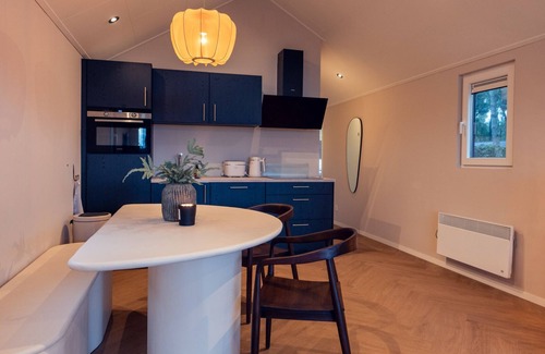 Municipality of Hellendoorn Chalet De Ski | Wellness Lodge with hot tub in the woods on the Sallandse Heuvelrug