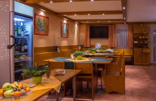 Jindrichuv Hradec Maison | Wellness Penzion Palice