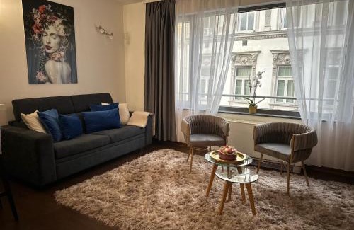 Terezvaros Appartement | Wellness Spa Suite by the Opera