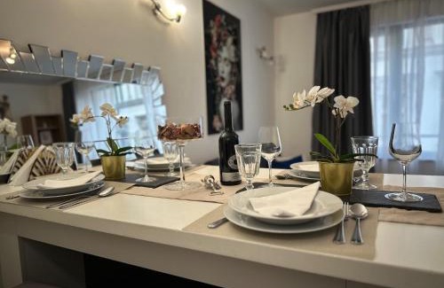 Terezvaros Appartement | Wellness Spa Suite by the Opera
