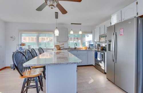 Wells Beach Maison | Wells Beach House with Ocean-View Deck