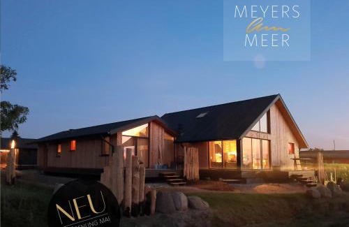 Boiensdorf Maison | WerderChalet - SEABREEZE - Meerblick I Strand 150m I Sauna I eKamin I 2 Personen und Kind I by "Meyers am Meer"