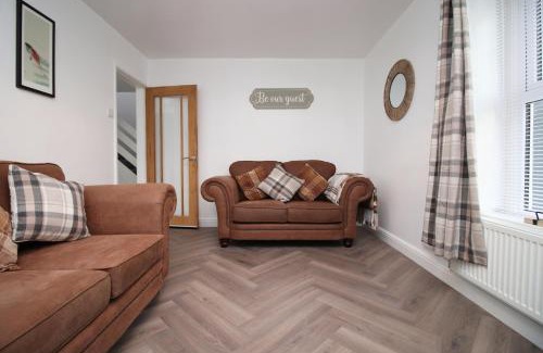 Coed-Y-Paen Appartement | Wern farm cottage