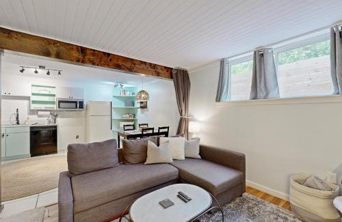 West Ashley Maison | West Ashley Abode