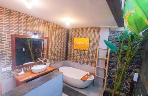 Mendoyo Appartement | West Break One bedroom with Bathtub in Medewi