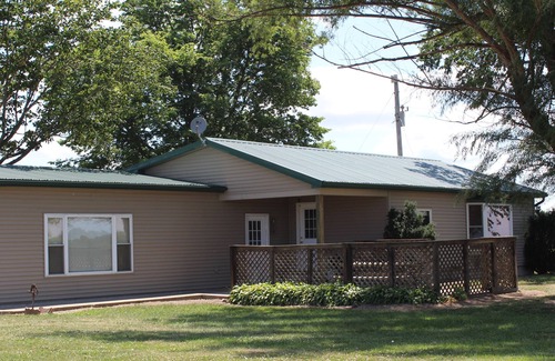 Pittsfield Cabine | West Central Lodging