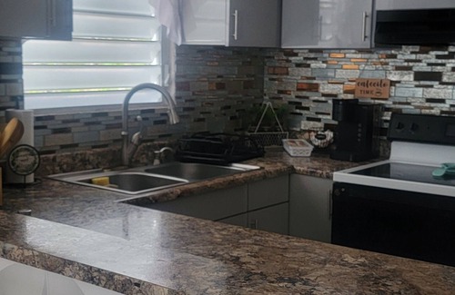 Sabana Eneas Maison | West Comfy 3-bedroom house with AC in Sabana Eneas,San German PR