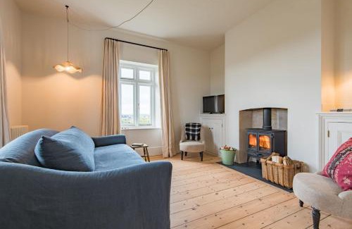 Dungeness Maison | West Cottage by Bloom Stays