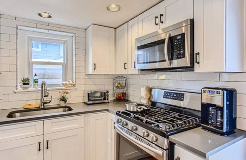 Edgewater Maison | West Denver home w/ amazing outdoor space & EV