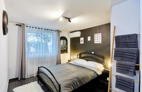 Aigio Appartement | West Garden At Aigio By Greece Apartments