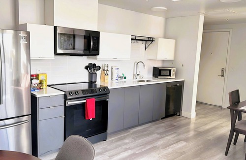 La Brea Hôtel | West Hollywood 2BR Exclusive Residence Complimentary AC, WiFi & Parking