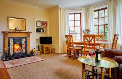 Bridgend of Lintrathen Maison | West Lodge