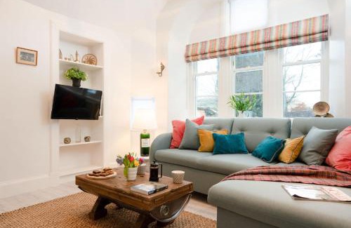 Kincraig Maison | West Lodge - Seasgair Lodges