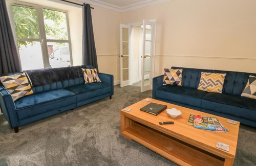 Thornhill Maison | West Morton House