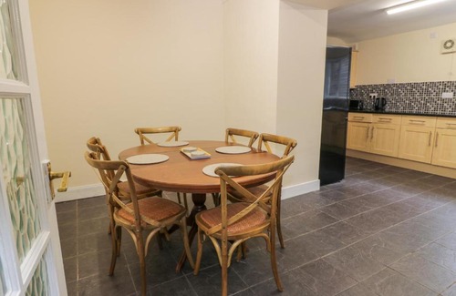 Thornhill Maison | West Morton House