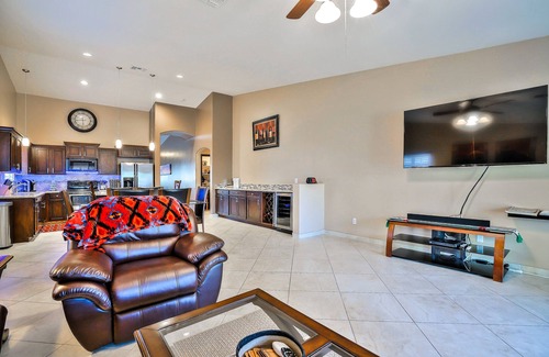 Estrella Park Maison | West Valley Delight! 4 chambres, zone Avondale w / Pool, Putting Green, près de 1-10