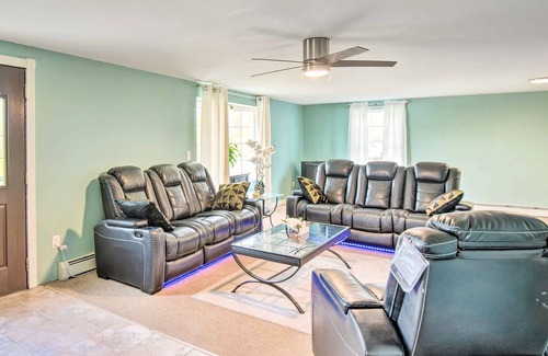Westbrook Maison | Westbrook Retreat w/ Yard ~ 8 Mi to Portland