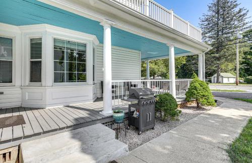 Westerly Appartement | Westerly Apt Steps From Downtown and Beaches Nearby