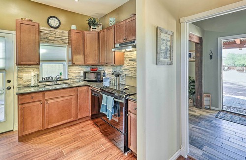 Fort McDowell Cottage | Western Adventure w/ Saloon & Movie Theatre