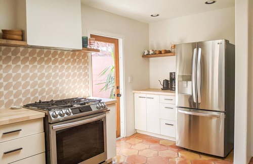 Blenman-Elm Maison | Western Moon - Private Retreat with Pool and Hot Tub