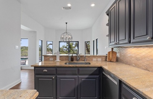 Davenport Ranch Maison | Westlake 4br Home - Stunning Views and Pool